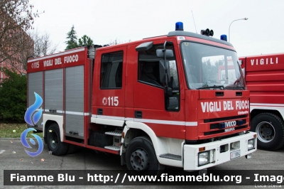 Iveco CityEuroFire 100E21 I serie
Vigili del Fuoco
Comando Provinciale di Ravenna
AutoPompaSerbatoio allestimento Iveco-Magirus
VF 19864
Santa Barbara 2016 Ravenna
Parole chiave: Iveco CityEuroFire_100E21_Iserie VF19864 SAnta_Barbara_2016