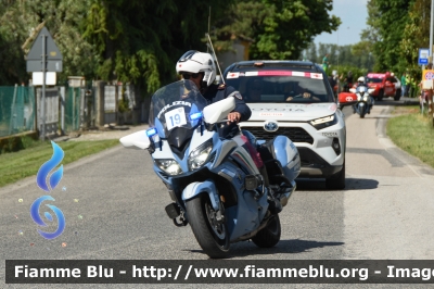 Yamaha FJR 1300 II serie
Polizia di Stato
Polizia Stradale
Allestimento Elevox
in scorta al Giro d'Italia 2024
Moto 19
Parole chiave: Yamaha FJR_1300_IIserie Giro_D_Italia_2024