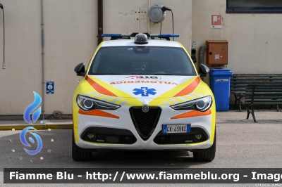 Alfa Romeo Stelvio Q4 Veloce
118 Romagna Soccorso
Azienda USL della Romagna
Ambito Territoriale di Ravenna
"ELI-MIKE"
Allestita Safety Car Rimini
Parole chiave: Alfa-Romeo Stelvio_Q4_Veloce Automedica