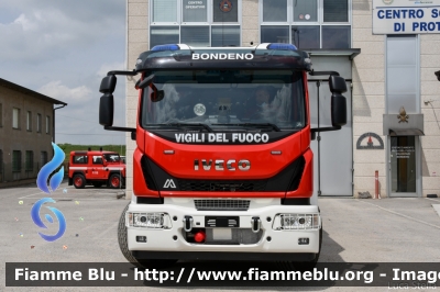 Iveco EuroCargo 180E32 IV serie
Vigili del Fuoco
Comndo Provinciale di Ferrara
Distaccamento Volontario di Bondeno
AutoPompaSerbatoio allestimento Iveco-Magirus
VF 30989
Parole chiave: Iveco EuroCargo_180E32_IVserie VF30989