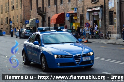 Alfa Romeo 159
Polizia di Stato
Squadra Volante
POLIZIA F6207
Parole chiave: Alfa-Romeo 159 POLIZIAF6207