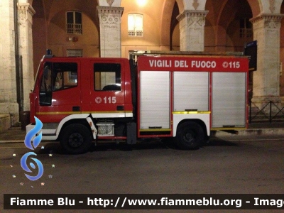 Iveco CityEuroFire 100E21 I serie
Vigili del Fuoco 
Comando Provinciale di Perugia
AutoPompaSerbatoio allestimento Iveco-Magirus
VF 20112
Parole chiave: Iveco CityEuroFire_100E21_Iserie VF20112