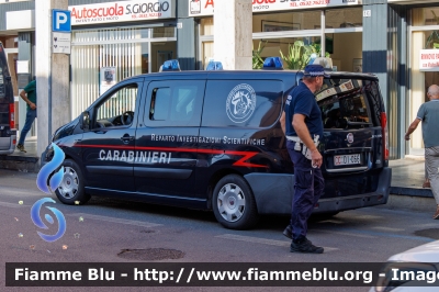 Fiat Scudo IV serie
Carabinieri
Reparto Investigazioni Scientifiche
Parma
CC DI 066
Parole chiave: Fiat Scudo_IVserie CCDI066