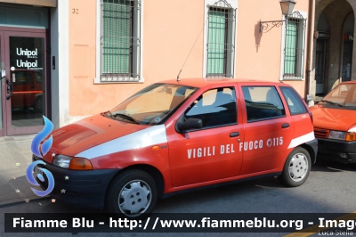 Fiat Punto I Serie
Vigili del Fuoco
Comando Provinciale di Ferrara
VF 20432
Parole chiave: Fiat Punto_ISerie VF20432