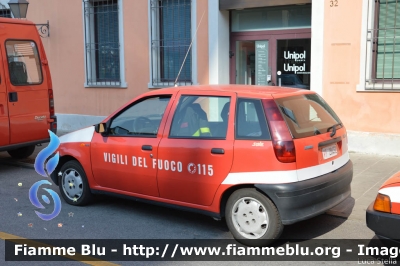 Fiat Punto I Serie
Vigili del Fuoco
Comando Provinciale di Ferrara
VF 20432
Parole chiave: Fiat Punto_ISerie VF20432