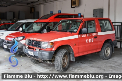 Mitsubishi Pajero Swb II serie
Vigili del Fuoco
Comando Provinciale di Ferrara
VF 20874
Parole chiave: Mitsubishi Pajero_Swb_IIserie VF20874