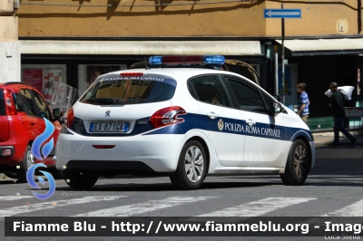 Peugeot 208
Polizia Roma Capitale
Parole chiave: Peugeot 208 Festa_della_Repubblica_2015