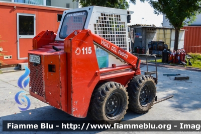 Bobcat
Vigili del Fuoco
Comando Provinciale di Padova
VF 20963
Parole chiave: Bobcat VF20963