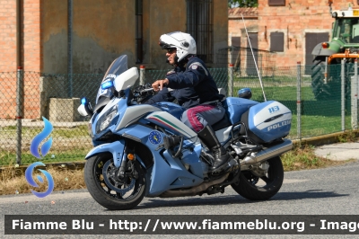 Yamaha FJR 1300 II serie
Polizia di Stato
Polizia Stradale
Allestimento Elevox
in scorta al Giro d'Italia 2024
Moto 20
Parole chiave: Yamaha FJR_1300_IIserie Giro_D_Italia_2024