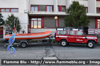 Land Rover Defender 110
Vigili del Fuoco
Comando Provinciale di Bologna
Nucleo Soccorso Subacqueo Acquatico
VF 21048
Parole chiave: Land-Rover Defender_110 VF21048 santa_Barbara_2018