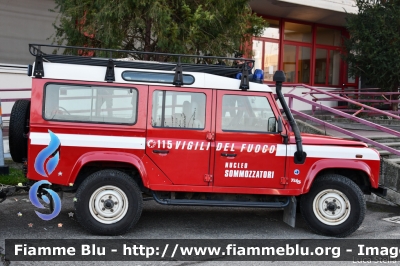 Land Rover Defender 110
Vigili del Fuoco
Comando Provinciale di Bologna
Nucleo Soccorso Subacqueo Acquatico
VF 21048
Parole chiave: Land-Rover Defender_110 VF21048 santa_Barbara_2018