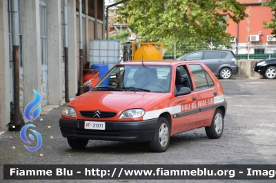 Citroen Saxo II serie
Vigili del Fuoco
Comando Provinciale di Verona
VF 21371
Parole chiave: Citroen Saxo_IIserie VF21371