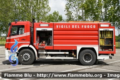 Mercedes-Benz Atego 1828 I serie
Vigili del Fuoco
Comando Provinciale di Bologna
Distaccamento Volontario di San Pietro in Casale
AutoBottePompa allestimento Bai
VF 21515
Parole chiave: Mercedes-Benz Atego_1828_Iserie VF21515