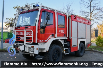 Iveco Grizzly 140E24 4x4 I serie
Vigili del Fuoco
Comando Provinciale di Bologna
AutoPompaSerbatoio allestimento Iveco-Magirus
VF21939
Parole chiave: Iveco Grizzly_140E24_4x4_Iserie VF21939 Santa_Barbara_2018