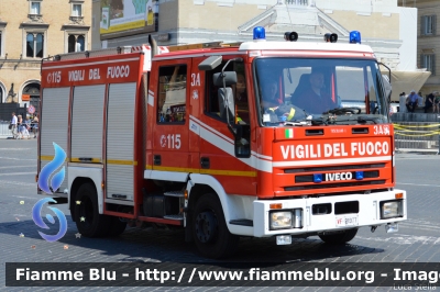 Iveco City2000 100E21 I serie
Vigili del Fuoco
Comando Provinciale di Roma
Distaccamento Cittadino Tuscolano I
Roma
AutoPompaSerbatoio allestimento Iveco-Magirus
VF 21977
Parole chiave: Iveco City2000_100E21_Iserie VF21977 Festa_della_Repubblica_2015