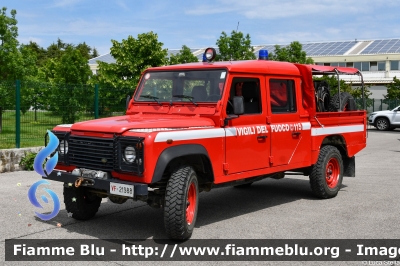 Land Rover Defender 130
Vigili del Fuoco
Comando Provinciale di Forlì Cesena
Distaccamento Volontario di Savignano sul Rubicone
VF 21988
Parole chiave: Land-Rover Defender_130 VF21988