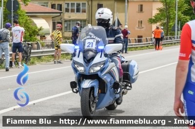 Yamaha FJR 1300 II serie
Polizia di Stato
Polizia Stradale
Allestimento Elevox
POLIZIA G3100
in scorta al Giro d'Italia 2021
Moto "21"
Parole chiave: Yamaha FJR_1300_IIserie POLIZIAG3100 Giro_D_Italia_2021