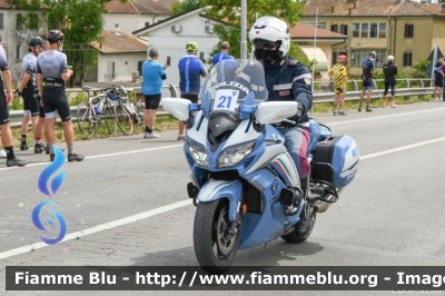 Yamaha FJR 1300 II serie
Polizia di Stato
Polizia Stradale
Allestimento Elevox
POLIZIA G3100
in scorta al Giro d'Italia 2021
Moto "21"
Parole chiave: Yamaha FJR_1300_IIserie POLIZIAG3100 Giro_D_Italia_2021