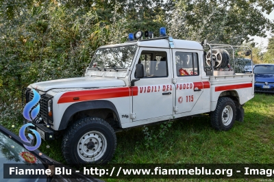 Land Rover Defender 130
Vigili del Fuoco
Comando Provinciale di Modena
Distaccamento Volontario di Fanano
Allestimento DiviTec
VF 22031
Parole chiave: Land-Rover Defender_130 VF22031