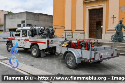 Land Rover Defender 130
Vigili del Fuoco
Comando Provinciale di Modena
Distaccamento Volontario di Fanano
Allestimento DiviTec
VF 22031
Parole chiave: Land-Rover Defender_130 VF22031 