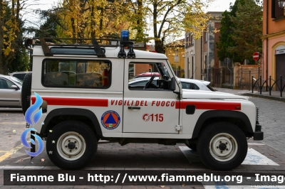 Land Rover Defender 90
Vigili del Fuoco
Comando Provinciale di Bologna
Distaccamento Volontario di San Pietro in Casale
VF 22045
Parole chiave: Land-Rover Defender_90 VF22045