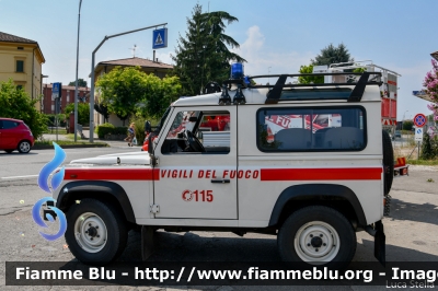 Land Rover Defender 90
Vigili del Fuoco
Comando Provinciale di Bologna
Distaccamento Volontario di Bazzano
Comprensorio della Valsamoggia
Fornitura Protezione Civile 
Regionale Emilia Romagna
VF 22048
Parole chiave: Land-Rover Defender_90 VF22048