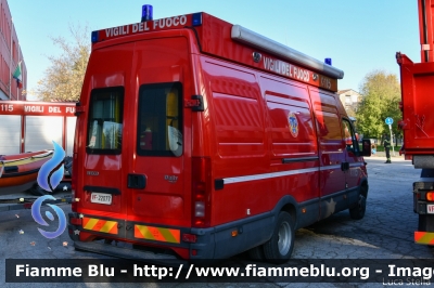 Iveco Daily III serie
Vigili del Fuoco
Comando Provinciale di Ravenna
Nucleo NBCR
VF 22077
Parole chiave: Iveco Daily_IIIserie VF22077 Santa_Barbara_2019