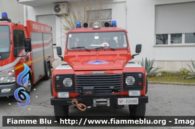 Land Rover Defender 130
Vigili del Fuoco
Comando Provinciale di Ferrara
Distaccamento Permanente di Comacchio
Prima fornitura regione Emilia Romagna
VF 22090
Parole chiave: Land-Rover Defender_130 VF22090 Santa_Barbara_2018