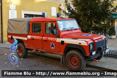 Land Rover Defender 130
Vigili del Fuoco
Comando Provinciale di Ferrara
Distaccamento Volontario di Bondeno
VF 22091
Parole chiave: Land-Rover Defender_130 Befana_Vigili_del_Fuoco_2015