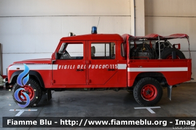 Land Rover Defender 130
Vigili del Fuoco
Comando Provinciale di Forlì Cesena
Distaccamento Permanente di Bagno di Romagna
VF 22113
Parole chiave: Land-Rover Defender_130 VF22113