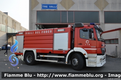 Mercedes-Benz Atego 1828 I serie
Vigili del Fuoco
Comando Provinciale di Brescia
AutoBottePompa allestimento Bai
VF 22549
Parole chiave: Mercedes-Benz Atego_1828_Iserie VF22549 Reas_2015