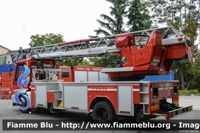 Iveco EuroFire 150E28 II serie
Vigili del Fuoco
Comando Provinciale di Modena
AutoScala da 30 metri allestimento Iveco-Magirus
VF 22939
Parole chiave: Iveco EuroFire_150E28_IIserie VF22939