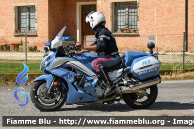 Yamaha FJR 1300 II serie
Polizia di Stato
Polizia Stradale
Allestimento Elevox
in scorta al Giro d'Italia 2024
Moto 22
Parole chiave: Yamaha FJR_1300_IIserie Giro_D_Italia_2024