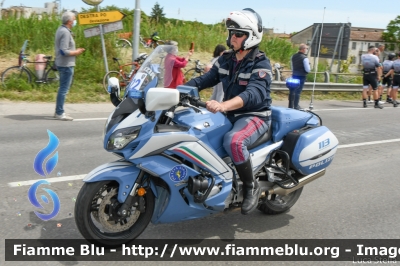 Yamaha FJR 1300 II serie
Polizia di Stato
Polizia Stradale
Allestimento Elevox
POLIZIA G3089
in scorta al Giro d'Italia 2021
Moto "22"
Parole chiave: Yamaha FJR_1300_IIserie POLIZIAG3089 Giro_D_Italia_2021