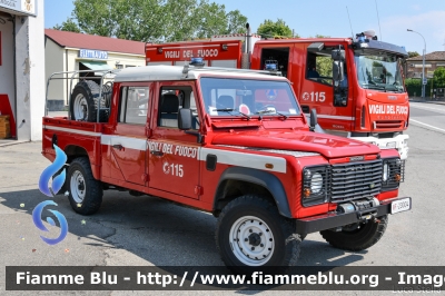 Land Rover Defender 130
Vigili del Fuoco
Comando Provinciale di Bologna
Distaccamento Volontario di Bazzano
Comprensorio della Valsamoggia
VF 23004
Parole chiave: Land-Rover Defender_130 VF23004