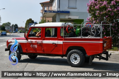 Land Rover Defender 130
Vigili del Fuoco
Comando Provinciale di Bologna
Distaccamento Volontario di Bazzano
Comprensorio della Valsamoggia
VF 23004
Parole chiave: Land-Rover Defender_130 VF23004