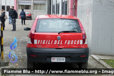 Fiat Punto III serie
Vigili del Fuoco
Comando Provinciale di Ravenna
VF 23058
Santa Barbara 2016 Ravenna
Parole chiave: Fiat Punto_IIIserie VF23058 Santa_Barbara_2016