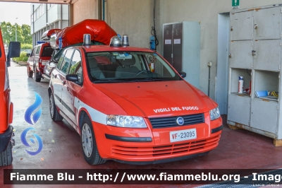 Fiat Stilo II serie
Vigili del Fuoco
Comando Provinciale Padova
VF23095
Parole chiave: Fiat Stilo_IIserie VF23095