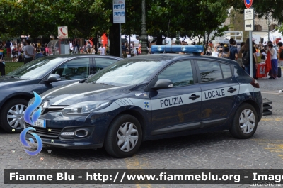 Renault Megane III serie restyle
Polizia Locale
Verona
Allestito Focaccia
POLIZIA LOCALE YA 233 AC
Parole chiave: Renault Megane_IIIserie_restyle POLIZIALOCALEYA233AC