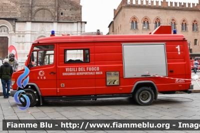 Mercedes Benz Vario 614D
Vigili del Fuoco
Comando Provinciale di Bologna
Nucleo USAR
VF 23640
Parole chiave: Mercedes Benz Vario 614D VF23460 Santa_Barbara_2023