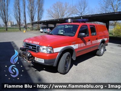 Ford Ranger V serie
 Vigili del Fuoco
 Comando Provinciale di Bologna
 Servizio Telecomunicazioni
 VF 23537
Parole chiave: Ford Ranger_Vserie VF23537