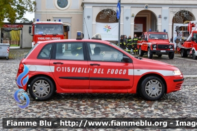  Fiat Stilo II serie
Vigili del Fuoco
Comando Provinciale di Ferrara
Distaccamento Volontario di Copparo
VF 23761 
Parole chiave:  Fiat Stilo_IIserie VF23761 Santa_BArbara_2022