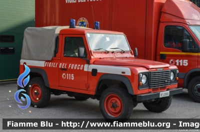 Land Rover Defender 90
Vigili del Fuoco
Comando Provinciale di Ferrara
VF 23866
Parole chiave: Land-Rover Defender_90 VF23866 Befana_2018