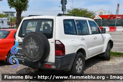 Mitsubishi Pajero Lwb III Serie
Vigili del Fuoco
Comando Provinciale di Roma
VF 23994
Parole chiave: Mitsubishi Pajero_Lwb_III_Serie VF23994