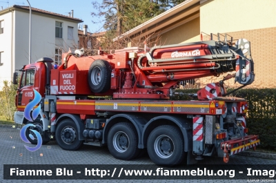 Astra HD8 84.45 I serie
Vigili del Fuoco
Comando Provinciale di Forlì-Cesena
AutoGru da 40 ton allestimento Cormach
VF 24034
Parole chiave: Astra HD8_84.45_Iserie VF24034 sAnta_Barbara_2017