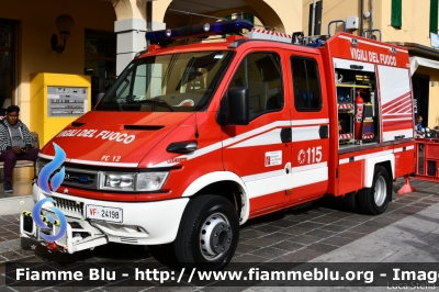 Iveco Daily III serie
Vigili del Fuoco
Comando Provinciale di Bologna
Distaccamento Volontario di San Pietro in Casale
Polisoccorso allestimento Iveco-Magirus
VF 24198
Parole chiave: Iveco Daily_IIIserie VF24198