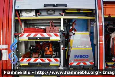 Iveco Daily III serie
Vigili del Fuoco
Comando Provinciale di Bologna
Distaccamento Volontario di San Pietro in Casale 
Polisoccorso allestimento Iveco-Magirus
VF 24198
Parole chiave: Iveco Daily_IIIserie VF24198