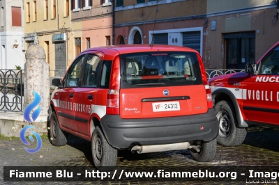 Fiat Nuova Panda 4x4 I serie
Vigili del Fuoco
Comando Provinciale di Ferrara
Distaccamento Permanente di Comacchio
VF 24312
Parole chiave: Fiat Nuova_Panda_4x4_Iserie VF24312 Befana_2020