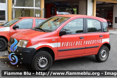 Fiat Nuova Panda 4x4 I serie
Vigili del Fuoco
Comando Provinciale di Modena
VF 24317
Parole chiave: Fiat Nuova_Panda_4x4_Iserie VF24317