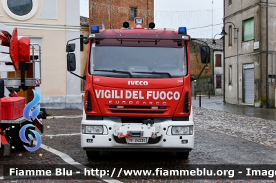 Iveco EuroCargo SuperCity 120E24 II serie
Vigili del Fuoco
Comndo Provinciale di Ferrara
Distaccamento Volontario di Copparo
AutoPompaSerbatoio allestimento Iveco-Magirus
VF 24530
Parole chiave: Iveco EuroCargo_SuperCity_120E24_IIserie VF24530 Santa_Barbara_2022